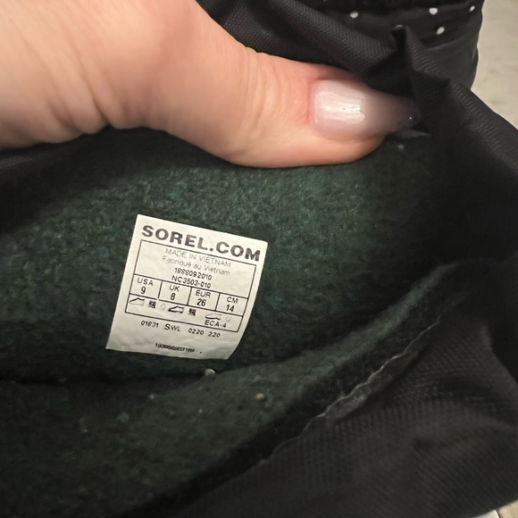 SOREL YOUTH GIRL'S FLURRY PRINT WINTER BOOT - Picture 6 of 6